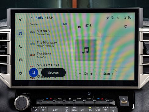 Used 2026 Toyota Tundra Limited image 25