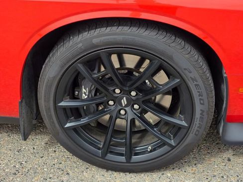 Used 2022 Dodge Challenger R/T Scat Pack w/ Shaker Package RWD image 7