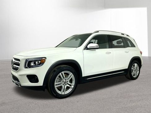 Used 2021 Mercedes-Benz GLB 250 4MATIC image 24