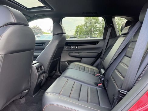 Used 2024 Honda CR-V Sport Touring image 9