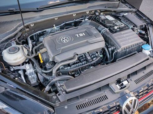 Used 2018 Volkswagen GTI S image 32