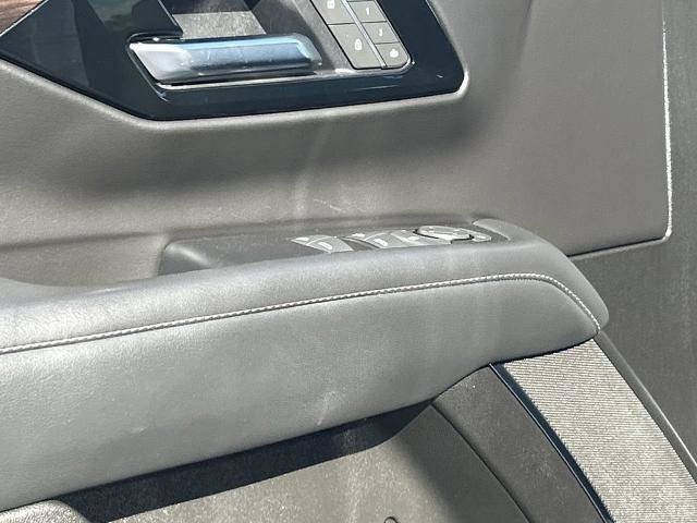 Used 2025 Chevrolet Tahoe LT RWD image 19