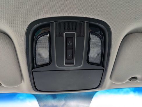 Used 2020 Kia Sorento LX FWD image 26