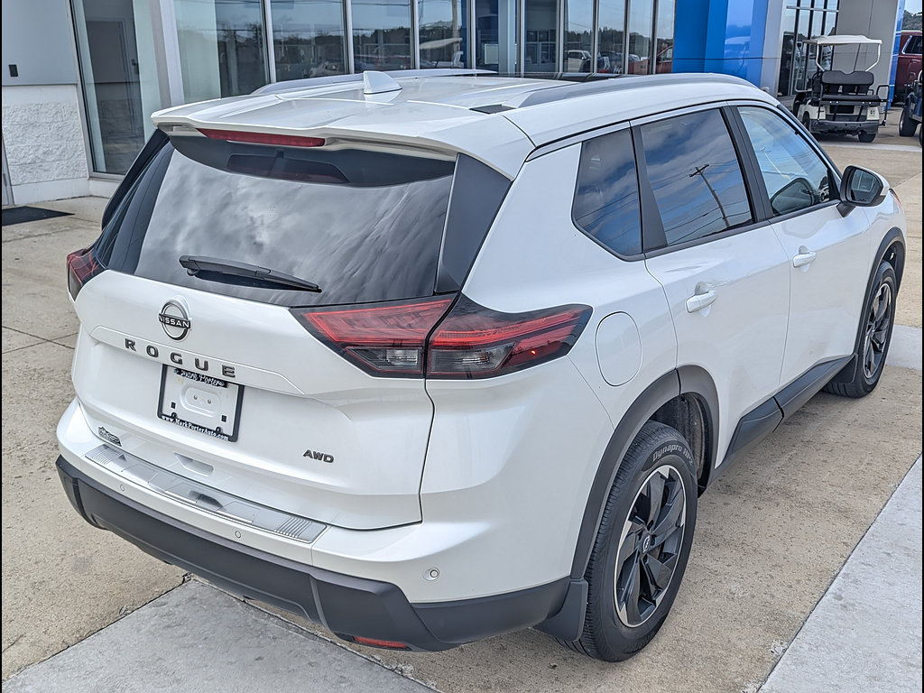 Used 2026 Nissan Rogue SV w/ SV Premium Package AWD/4WD image 7