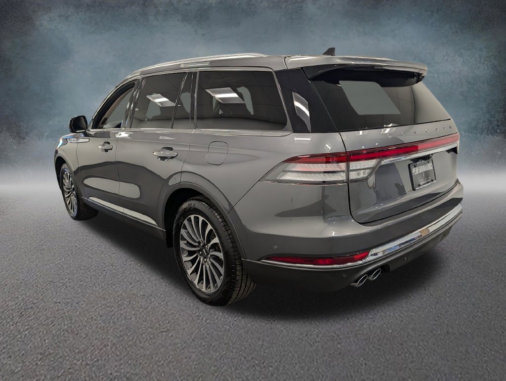 Used 2023 Lincoln Aviator Reserve w/ Equipment Group 201A AWD/4WD image 7