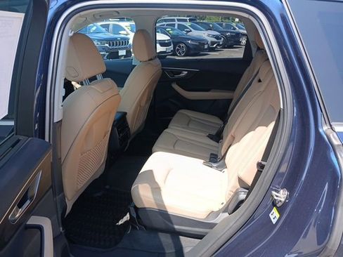 Used 2025 Audi Q7 2.0T Premium Plus w/ Premium Plus Package image 10