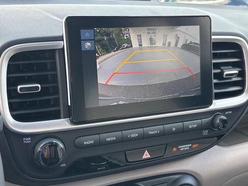 New 2026 Hyundai Venue SEL FWD image 6