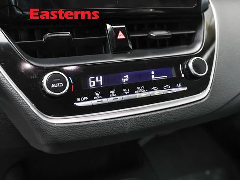 Used 2023 Toyota Corolla LE FWD image 18