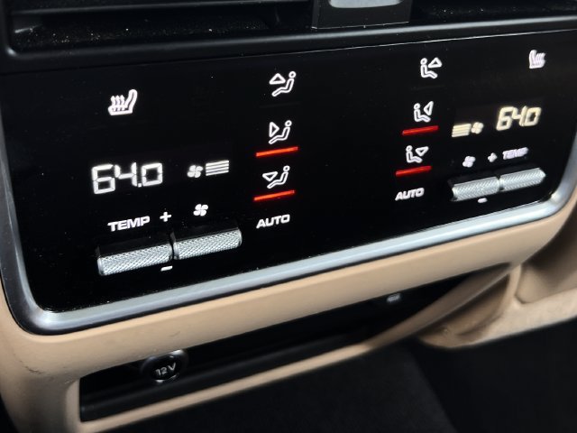Used 2019 Porsche Cayenne Turbo AWD/4WD image 20