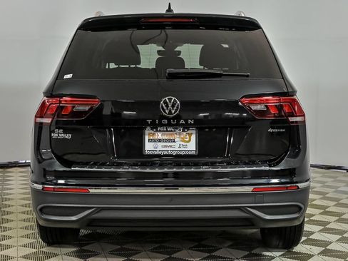 Certified 2023 Volkswagen Tiguan SE AWD/4WD image 7