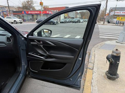 Used 2021 MAZDA CX-9 Carbon Edition image 23