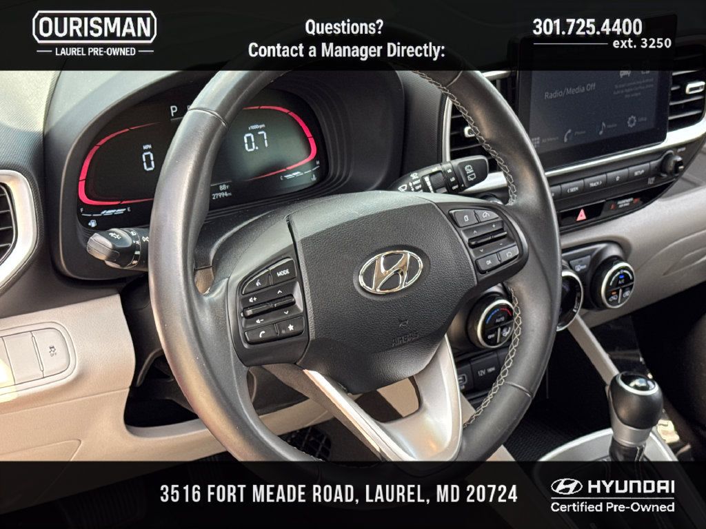 Certified 2025 Hyundai Venue SEL FWD image 9