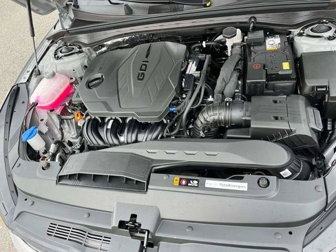 Used 2026 Kia K5 GT-Line w/ GT-Line Premium Package FWD image 39