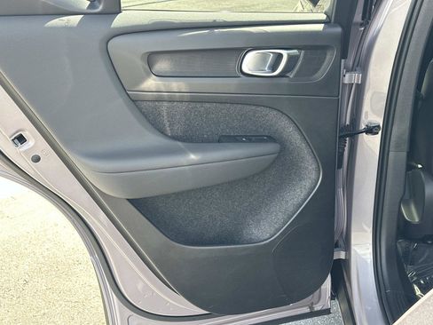 Certified 2026 Volvo XC40 B5 Ultra w/ Climate Package image 20