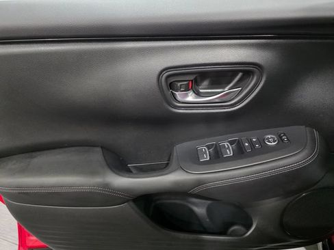 Used 2024 Honda HR-V EX-L image 10