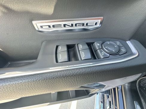 Used 2023 GMC Sierra 1500 Denali w/ Technology Package AWD/4WD image 23