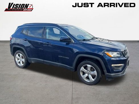 Used 2020 Jeep Compass Latitude w/ Popular Equipment Group image 3