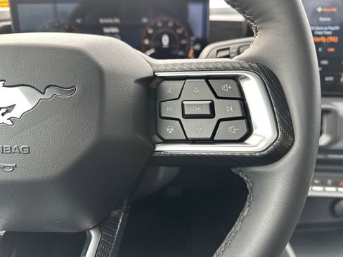 Used 2024 Ford Mustang Coupe image 19