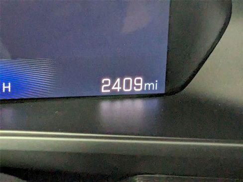 Used 2026 Chevrolet Colorado W/T w/ WT Custom Package RWD image 18