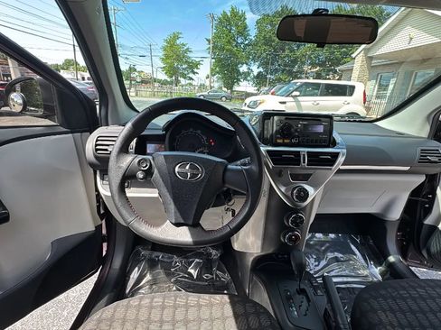Used 2012 Scion iQ w/ Rear Speaker Pkg FWD image 10