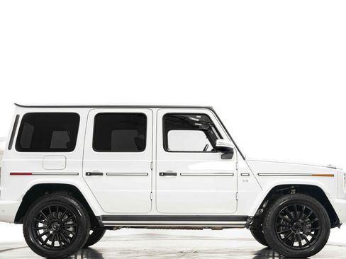Used 2024 Mercedes-Benz G 550 image 2