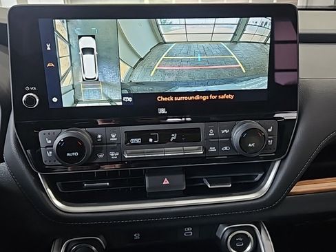 Used 2026 Toyota Grand Highlander AWD Hybrid image 34