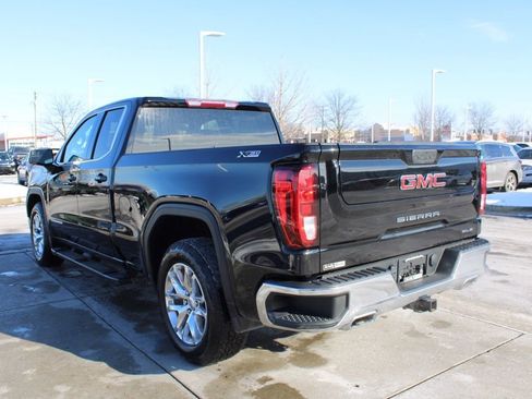 Used 2022 GMC Sierra 1500 SLE w/ X31 Off-Road Package image 5