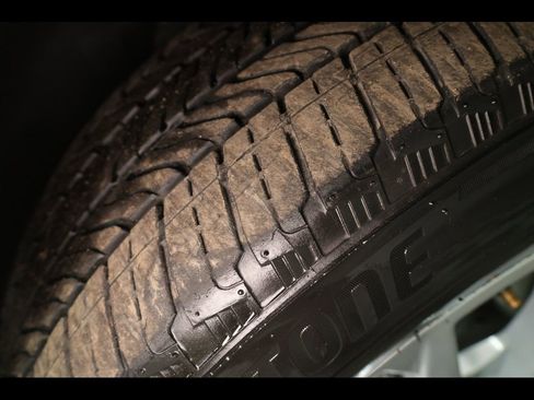 Used 2022 Chevrolet Equinox LT image 18