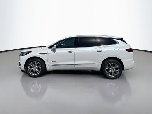 Used 2020 Buick Enclave Avenir w/ Avenir Technology Package FWD image 4