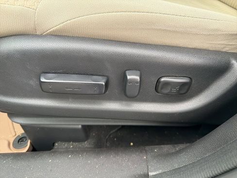 Used 2016 Honda CR-V EX image 26