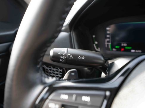 Used 2024 Honda Accord Touring image 13