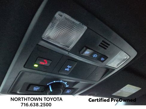 Used 2023 Toyota Tacoma TRD Off-Road image 25