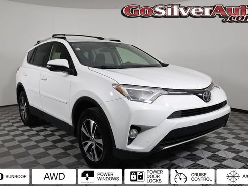 Used 2016 Toyota RAV4 XLE w/ Convenience Package AWD/4WD image 1
