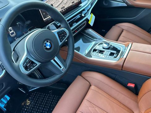 New 2026 BMW X6 M60i image 4