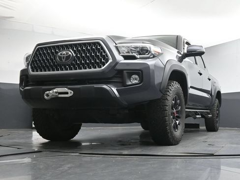 Used 2019 Toyota Tacoma TRD Off-Road AWD/4WD image 36