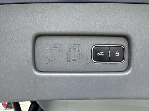 Used 2020 Lincoln Aviator Reserve w/ Equipment Group 202A AWD/4WD image 16
