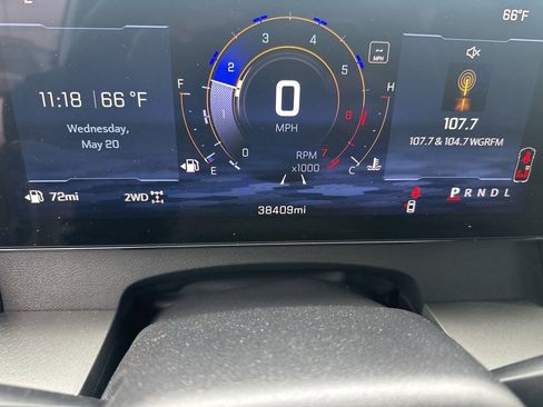 Used 2024 Chevrolet Traverse LT w/ Trailering Package AWD/4WD image 9