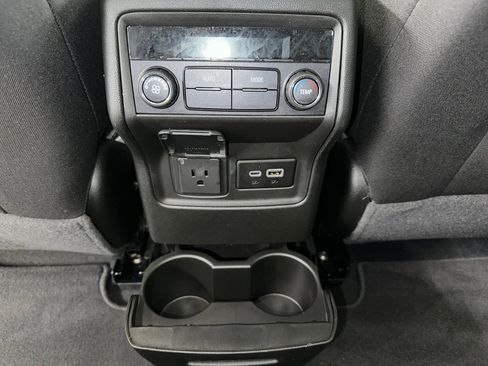 Certified 2023 GMC Acadia SLE w/ Driver Convenience Package image 20