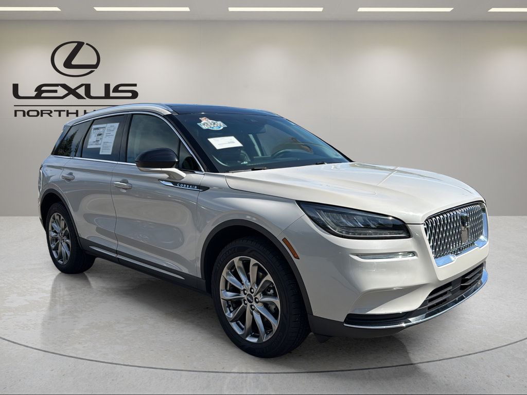 Used 2020 Lincoln Corsair AWD w/ Premium Package image 4