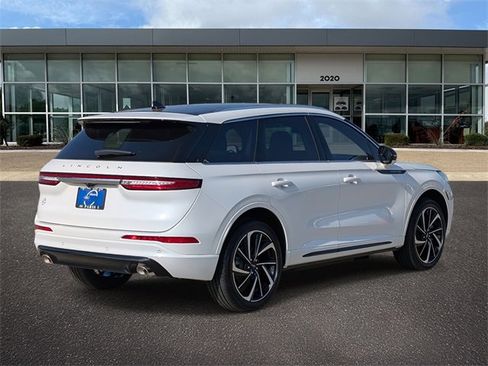 Used 2024 Lincoln Corsair Grand Touring w/ Equipment Group 301A image 4