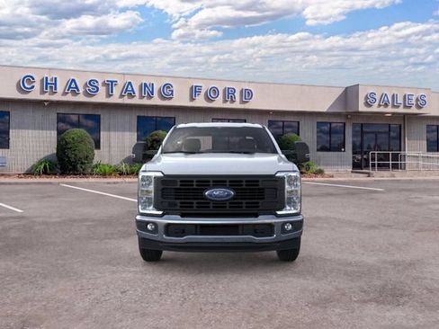 New 2026 Ford F250 XL w/ XL Chrome Package RWD image 7