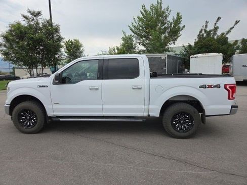 Used 2017 Ford F150 XLT w/ Equipment Group 302A Luxury AWD/4WD image 9