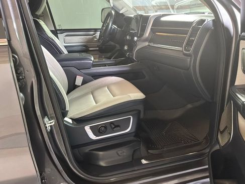Used 2024 RAM 1500 Limited AWD/4WD image 21