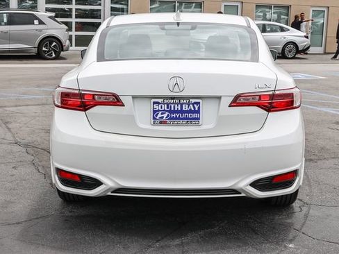 Used 2017 Acura ILX FWD image 5