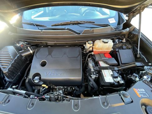 Used 2018 Chevrolet Traverse LT image 28