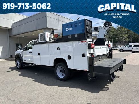 New 2025 Ford F550 4x4 Regular Cab Super Duty image 6