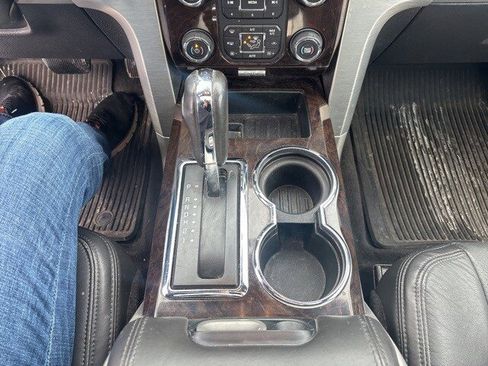 Used 2014 Ford F150 Platinum image 17