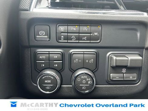 New 2026 Chevrolet Suburban RST w/ Advanced Technology Package image 16