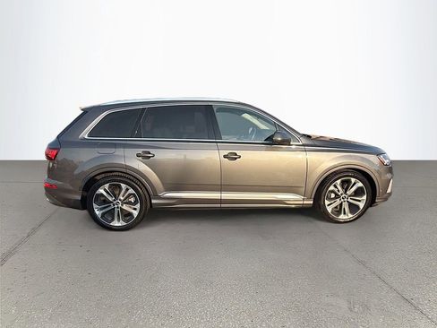 Used 2021 Audi Q7 3.0T Prestige w/ Prestige Package image 3