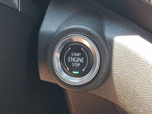 Used 2023 Chevrolet TrailBlazer ACTIV FWD image 16